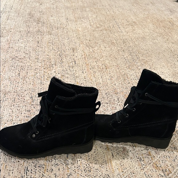 BearPaw Black Suede Boots - Picture 6 of 7